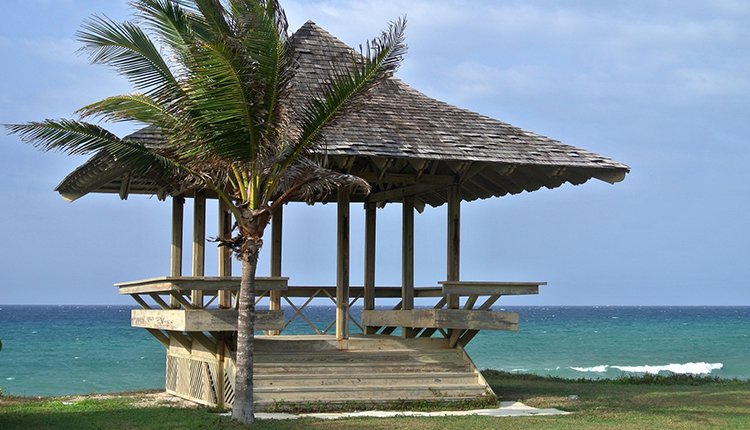 cheap flights to Jamaica at LuxFares.com